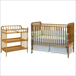 DaVinci Jenny Lind Convertible Baby Crib Nursery Set in Oak