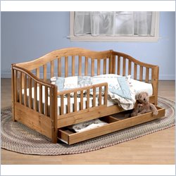 Sorelle Grande Toddler Bed in Oak On Pine