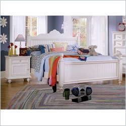 Samuel Lawrence Furniture Seabrook Cottage White Nightstand by Samuel Lawrence Furniture