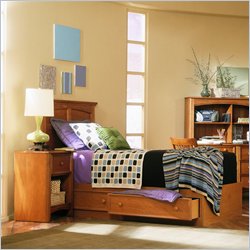 Lea My Place Kids Wood Panel Bed in 3 Piece Bedroom Set in Maple