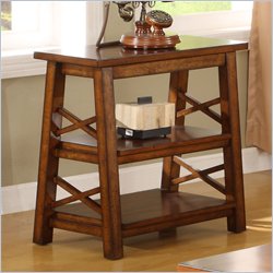 Riverside Gatehouse Chairside Table in Palmetto Medium Brown