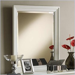 Riverside Furniture Splash of Color Vertical Mirror in Shores