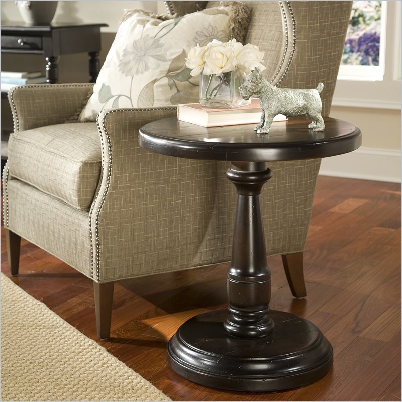 Riverside Furniture Binghamton End Table in Vintage Mocha