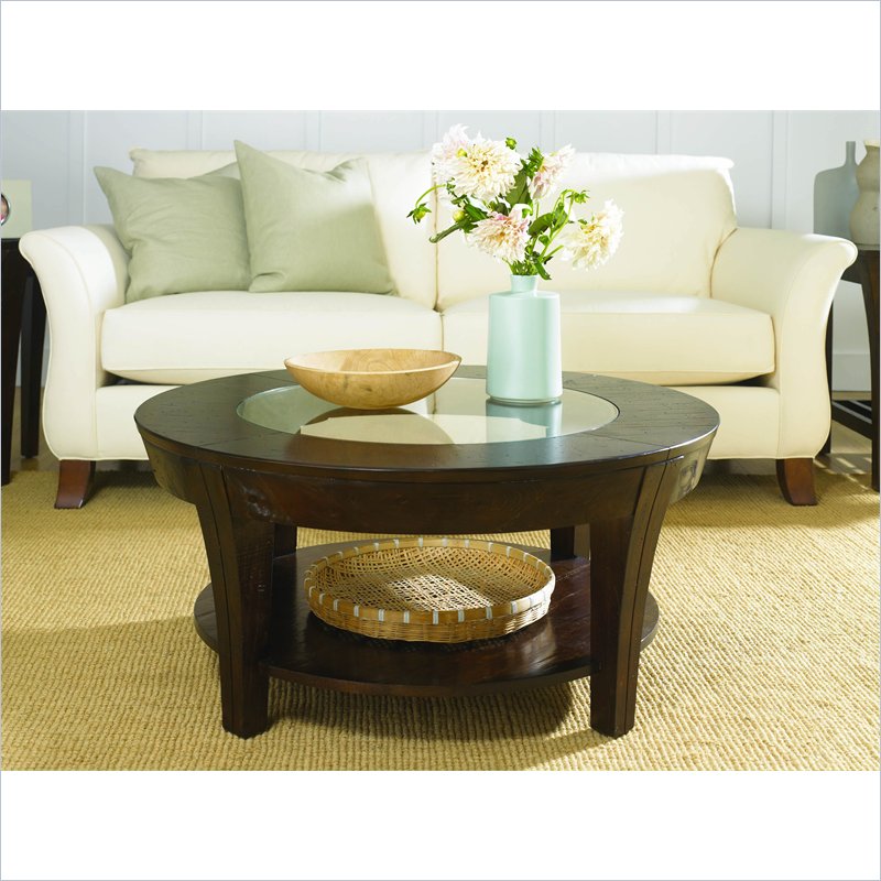 Hammary Urban Flair Round Cocktail Table in Umber