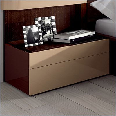 Benicarlo Maya Nightstand in Dark Wenge