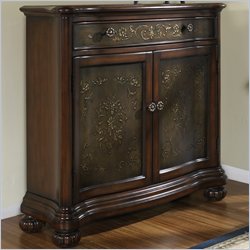 Pulaski Accents 1 Drawer Accent Chest in Gem Finish