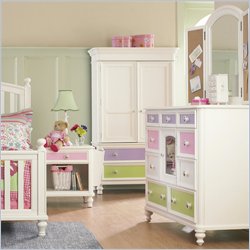 Pulaski Build-A-Bear Pawsitively Yours Kids Dressing Mirror in Vanilla