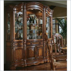 Pulaski Casa Cristina China Cabinet