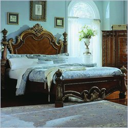 Pulaski Royale Low Poster Bed in Royale Finish