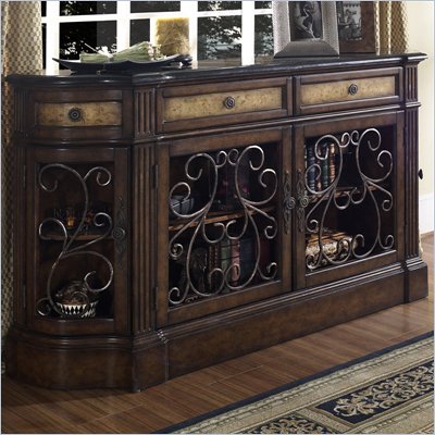 Pulaski Accents Credenza in Carmel
