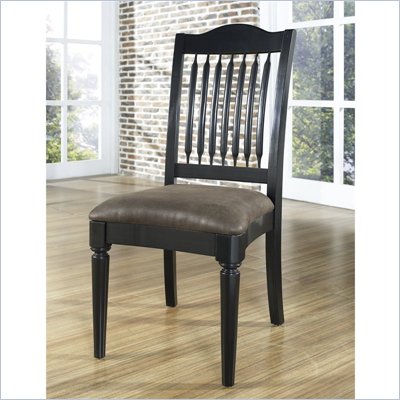 Pulaski Accents Chair in Modern Finish