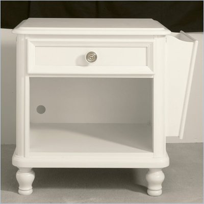 Pulaski Build-A-Bear Pawsitively Yours Kids Nightstand in Vanilla