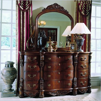 Pulaski Edwardian Triple Dresser and Mirror Set