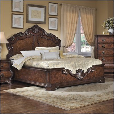 Pulaski Wellington Manor Panel Bed in Cherry
