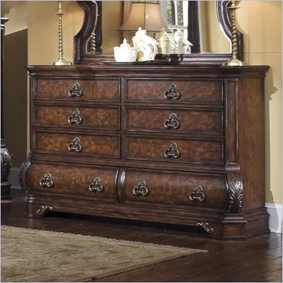 Pulaski Wellington Manor 8 Drawer Double Dresser in Cherry