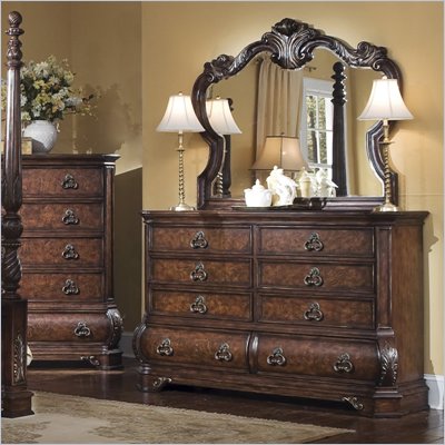 Pulaski Wellington Manor Double Dresser and Mirror Set in Cherry