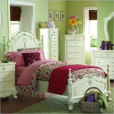 Homelegance Cinderella Girls Low Poster Bed in Ecru Finish