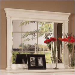 Wynwood Tuxedo Park Landscape Mirror