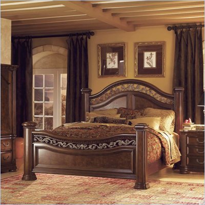 Wynwood Granada Queen Mansion Bed in Cordillera Pine