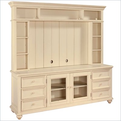 Wynwood Hadley Pointe Entertainment Unit in Antique Parchment
