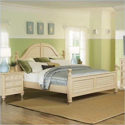 Wynwood Hadley Pointe King Poster Bed in Antique Parchment