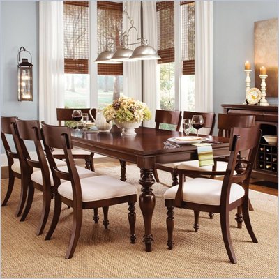 Wynwood Harrison Dining Table in Umber Cherry
