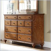 Broyhill Hayden Place 8 Drawer Dresser in Warm Golden Oak