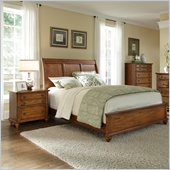 Broyhill Hayden Place Sleigh Bed 2 Piece Bedroom Set in Oak