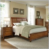 Broyhill Hayden Place Sleigh Bed 3 Piece Bedroom Set in Oak