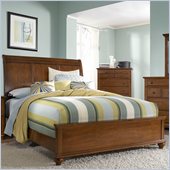 Broyhill Hayden Place Sleigh Bed in Light Cherry