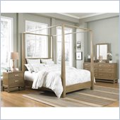 Broyhill Hampton Poster Bed 4 Piece Bedroom Set in Light Mocha Stain