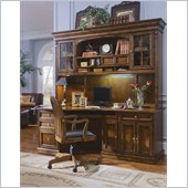 Hooker Furniture Brookhaven Wedge Desk in Clear Cherry Finish
