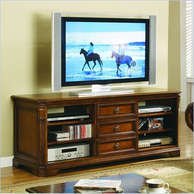 Hooker Furniture Brookhaven 64" Entertainment Console in Clear Cherry