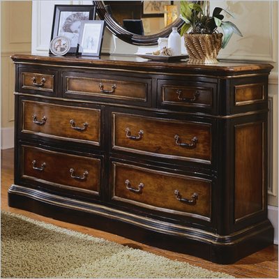 Hooker Furniture Preston Ridge 7 Drawer Double Dresser