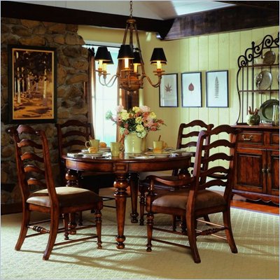 Hooker Furniture Waverly Place 48" Round Leg Dining Table in Cherry
