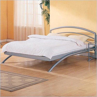 Coaster Robbinsville Queen Metal Platform Bed in Silver Finish