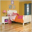 Standard Meadow Gardens Poster Bed 2 Piece Bedroom Set