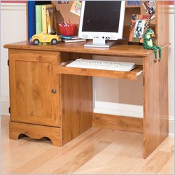 Standard Buenos Aires Wood Student Desk in Nostalgic Pine
