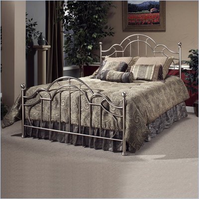 Hillsdale Mableton Metal Poster Bed in Brushed Silver Finish