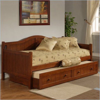 Hillsdale Staci Wood Daybed in Cherry Finish With Trundle