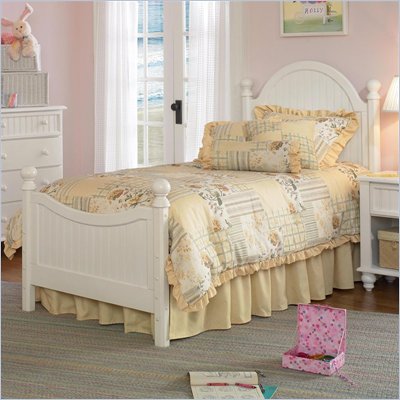 Hillsdale Westfield Poster Bed in Off-White Finish