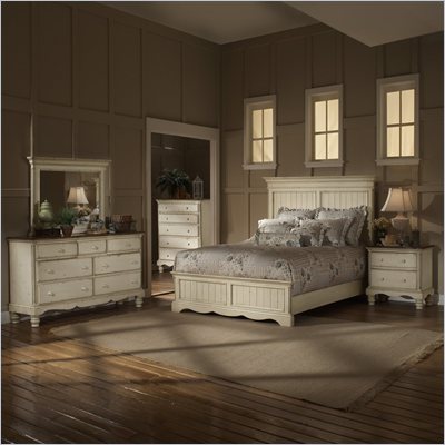 Hillsdale Wilshire 4 Piece Bedroom Set in Antique White