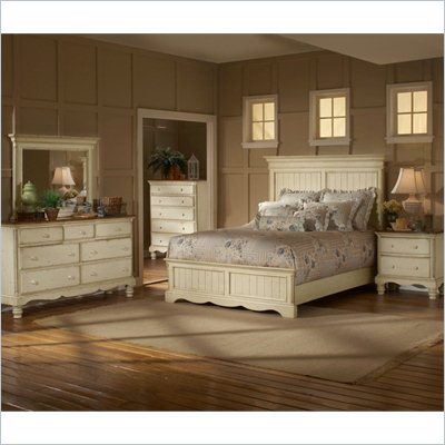 Hillsdale Wilshire 4 Piece Bedroom Set in Antique White