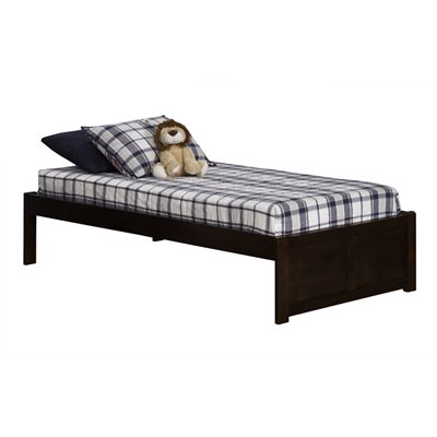 Atlantic Furniture Concord Platform Bed with Flat Panel Footboard in Antique Walnut