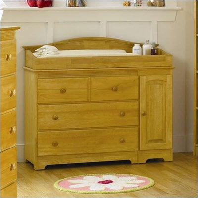 Furniture Windsor on Atlantic Furniture Windsor 3 Drawer Changing Table In Natural Maple