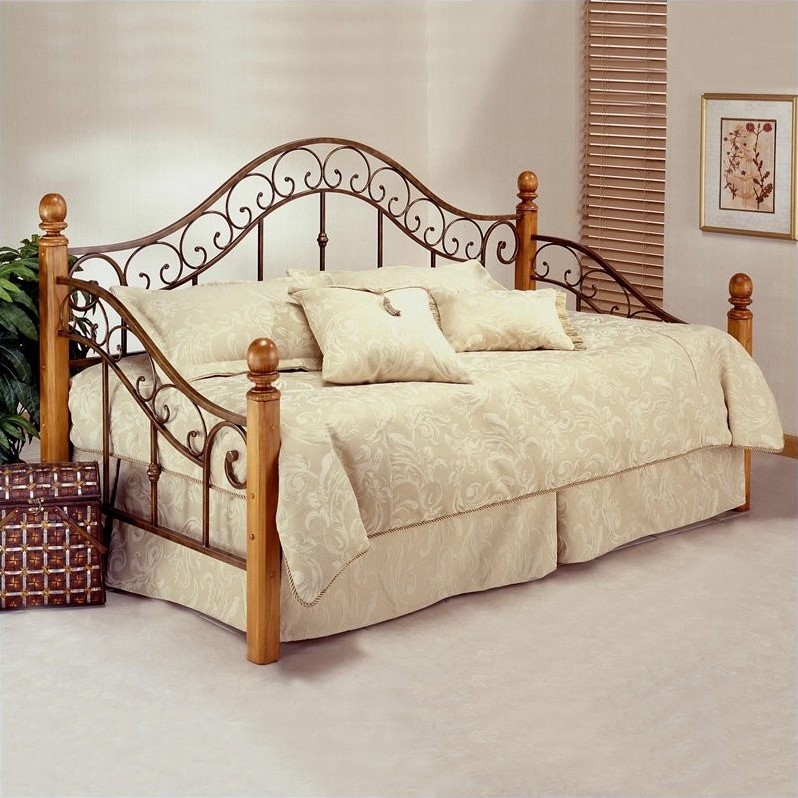 San Marco Wood and Metal Post Daybed 138DBLHXX
