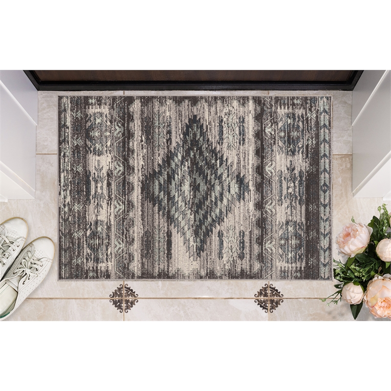 Linon Vintage Aztek Power Loomed Microfiber Polyester 2'x3' Rug in Gray