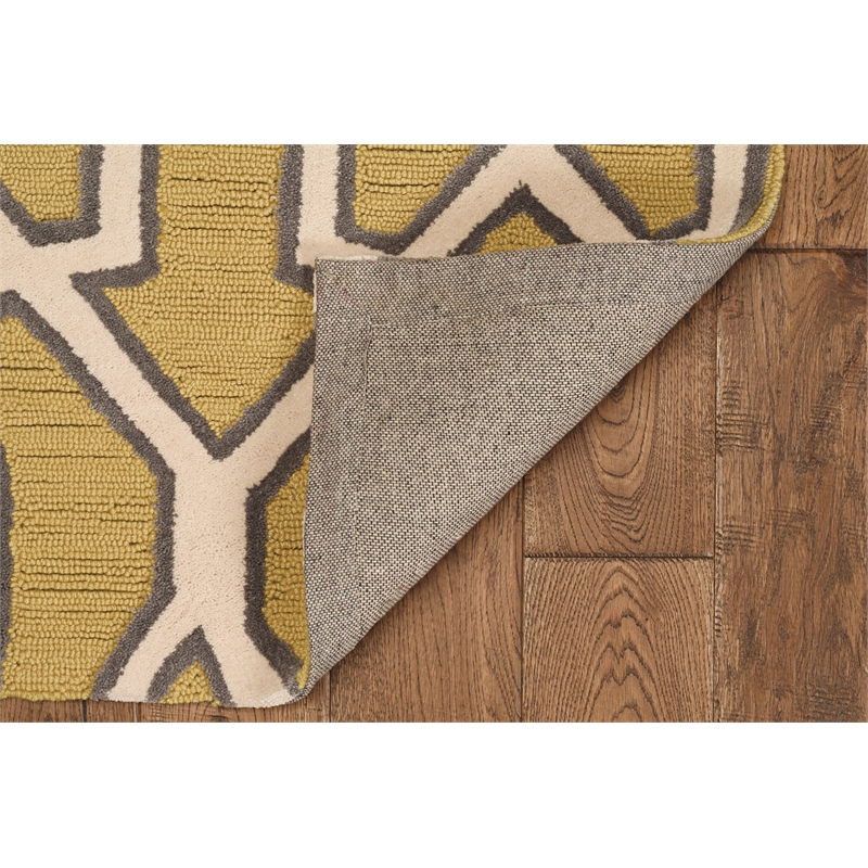 Linon Trio Medallion Hand Tufted Polyester 8'x10' Rug in Ivory