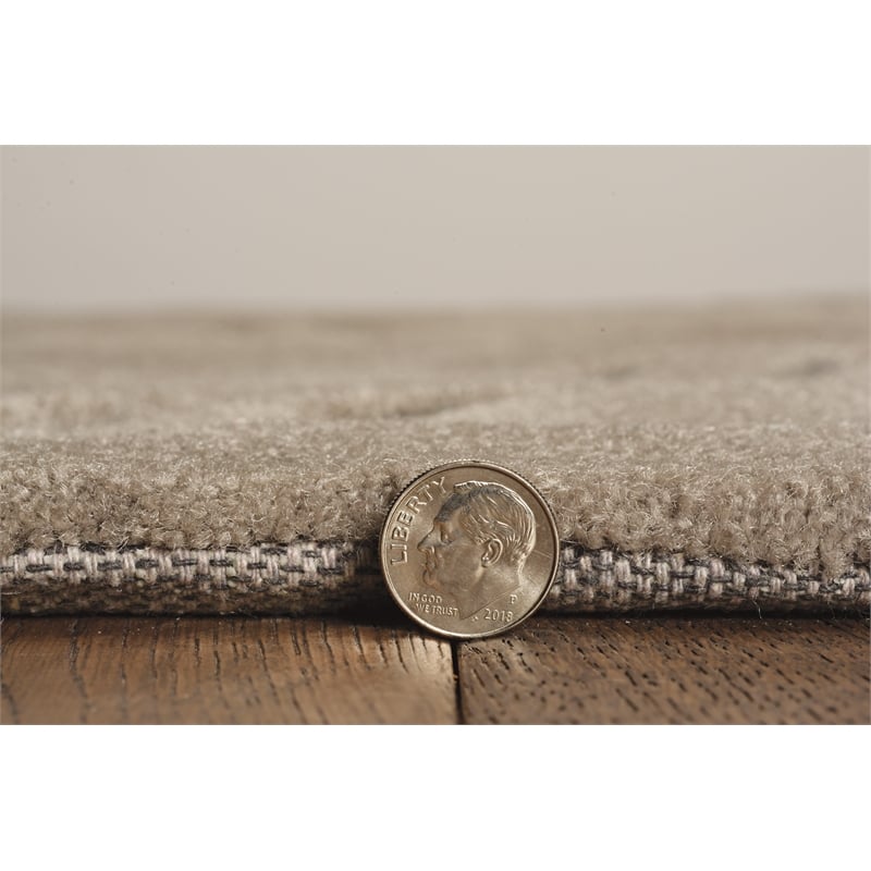Linon Trio Marple Hand Tufted Polyester 5'x7' Rug in Ivory