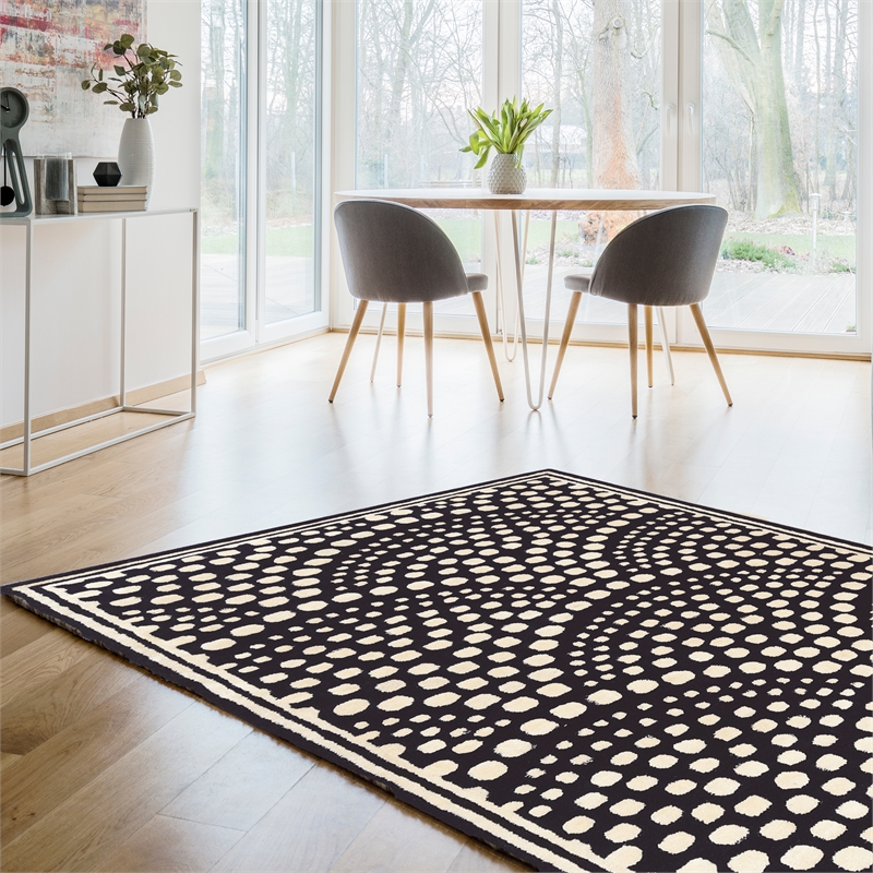 Linon Aspire Scallop Hand Tufted Wool 5'x8' Rug in Navy